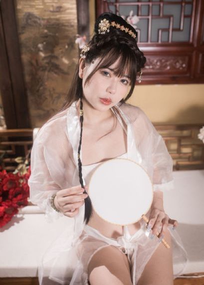 潘金莲三级野外